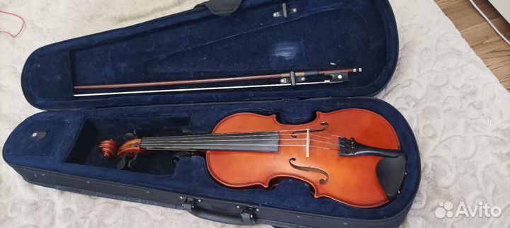 Скрипка 3/4 со смычком