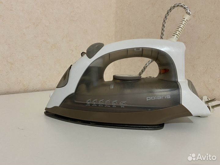 Утюг polaris