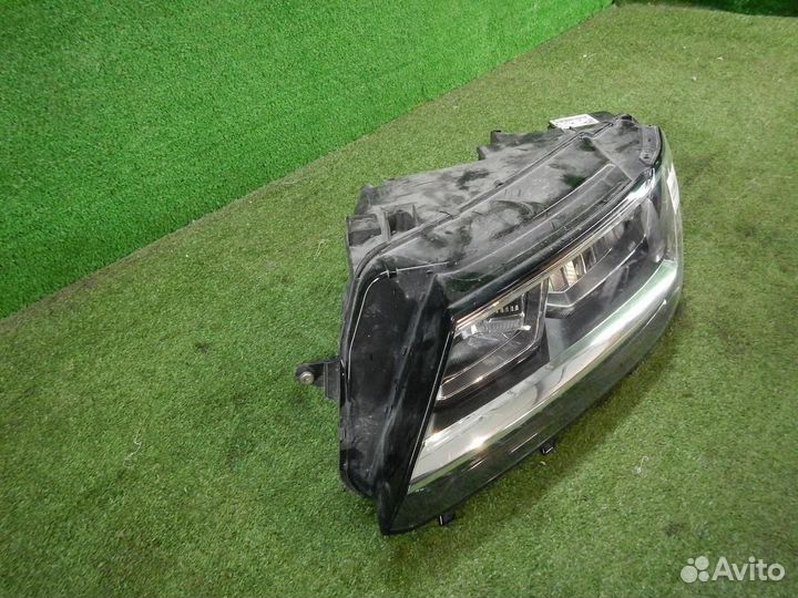 Фара левая Volkswagen Tiguan
