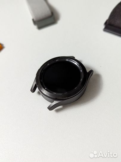 Часы Samsung Galaxy Watch 4 Classic