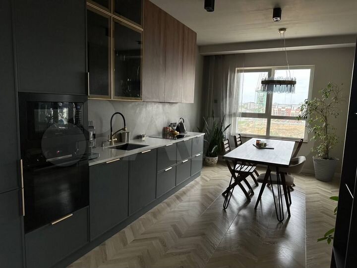 3-к. квартира, 86,7 м², 12/14 эт.