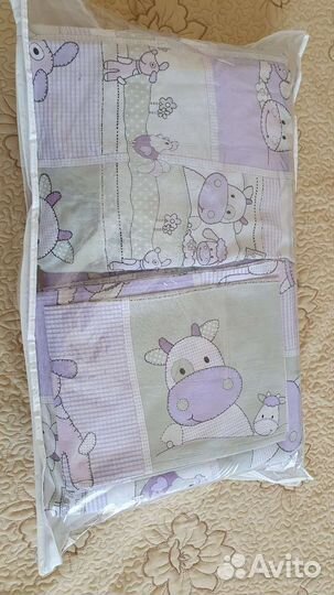 Бортики и комплект постельного белья