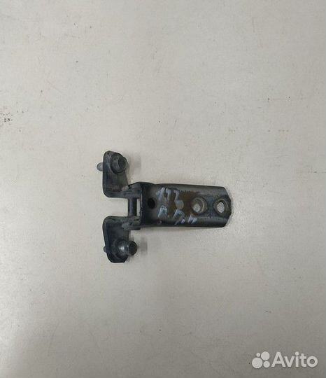 Петля двери передняя правая нижняя