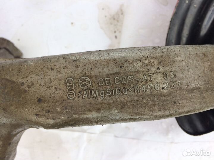 Кулак поворотный Audi A6 C6
