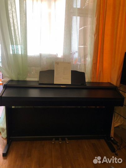 Цифровое пианино roland RP-401R
