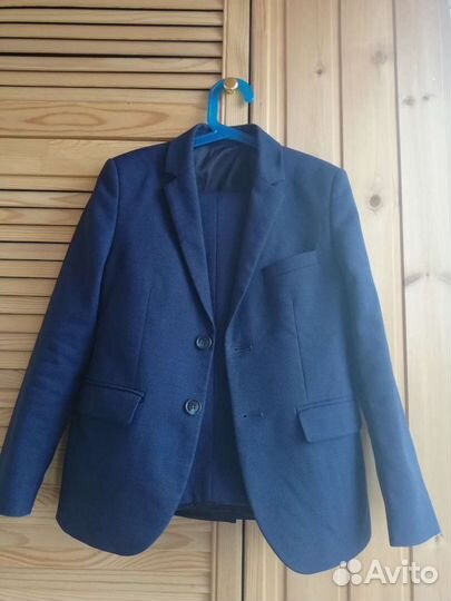 Школьный костюм