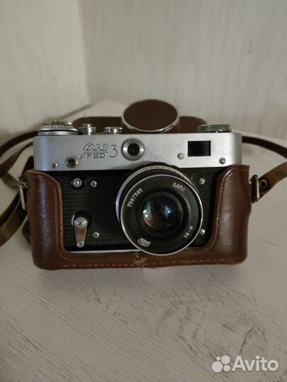 Плёночный фотоаппарат Фэд-3 Fed-3