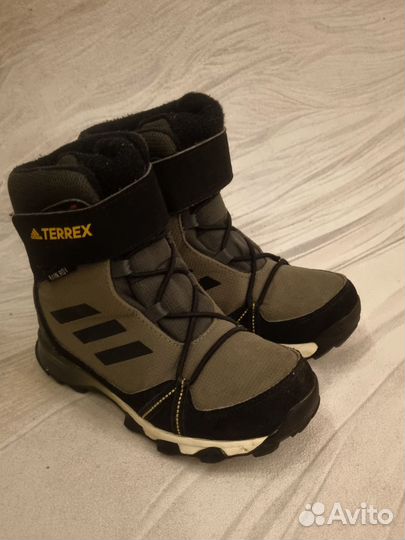 Утепленный ботинки adidas