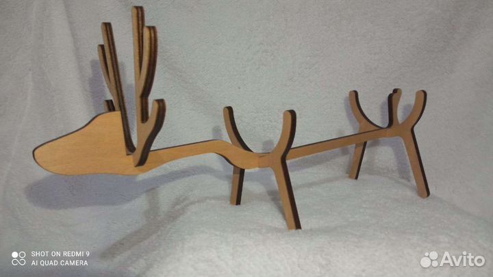 Подставка под бутылку вина Олень и Собака