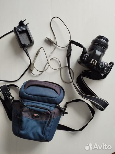 Зеркальный фотоаппарат olympus e420