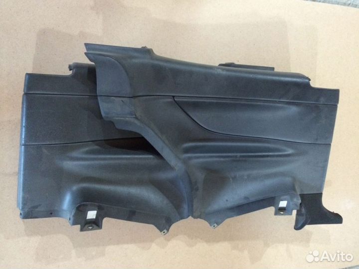 Обшивки дверей, салона mercedes clk w208