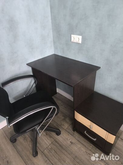 Письменный стол и тумба