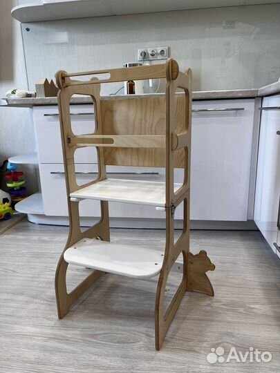 Башня помощника Монтессори