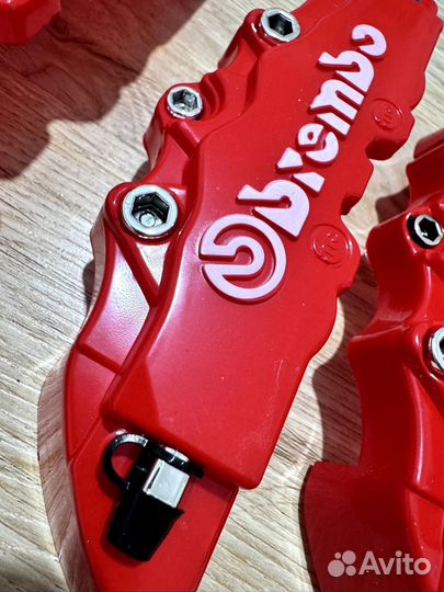 Накладки на суппорта бмв е34 е36