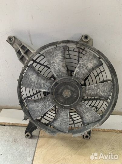 Вентилятор охлаждения Mitsubishi Pajero 4