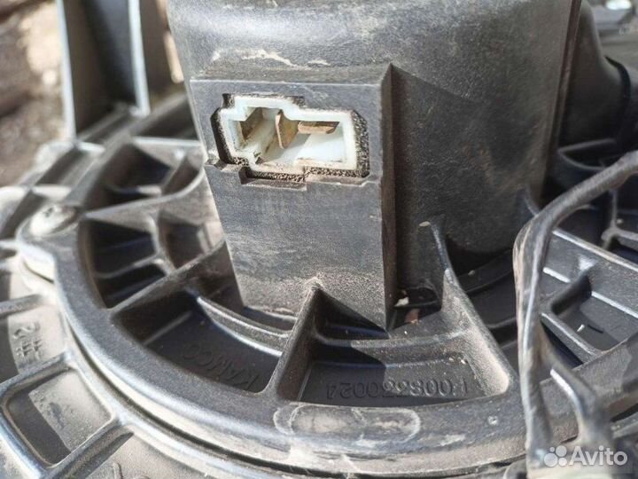 Моторчик печки Hyundai Accent 2 G4EC 1.5