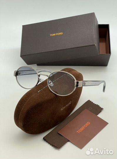 Солнцезащитные очки tom ford