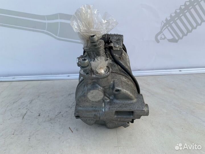 Компрессор кондиционера Mercedes C W205 OM651.921