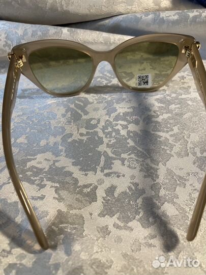 Новые солнцезащитные очки salvatore ferragamo