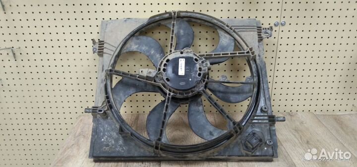 Вентилятор радиатора Nissan Qashqai II (2013-н. в