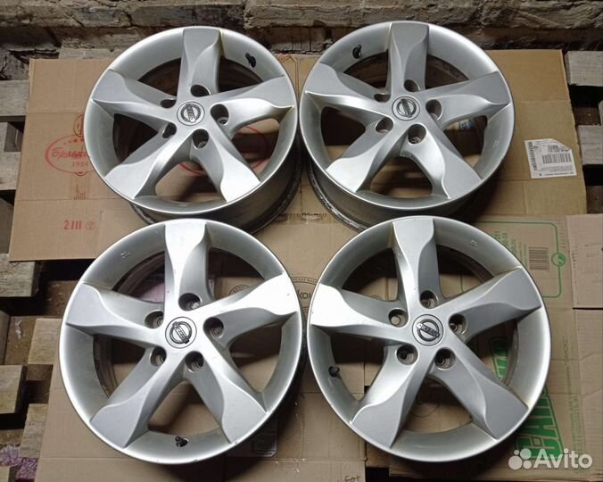 Литые диски Nissan r16