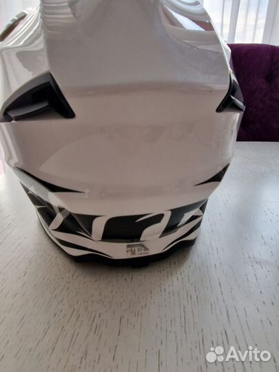 Продам Кроссовый шлем 