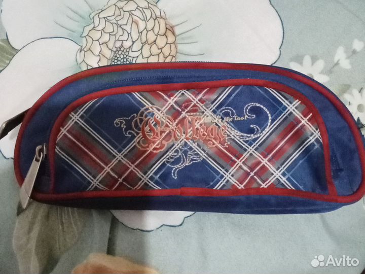 Пенал школьный