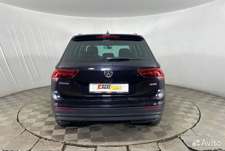 Volkswagen Tiguan 2.0 AMT, 2018, 53 602 км