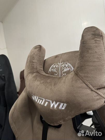 Компьютерное кресло велюровое