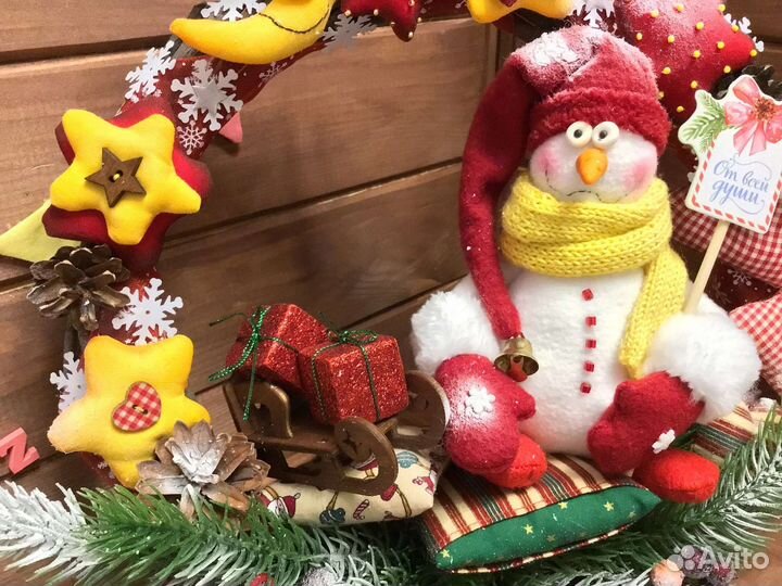 Интерьерный новогодний венок