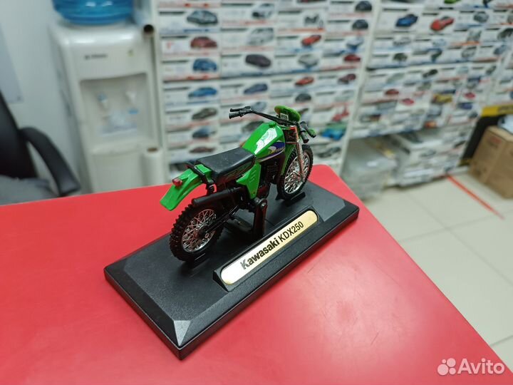 Kawasaki KDX 250 1:18 Welly