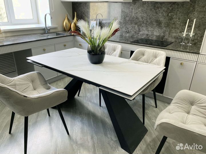 Стол с гарантией качества