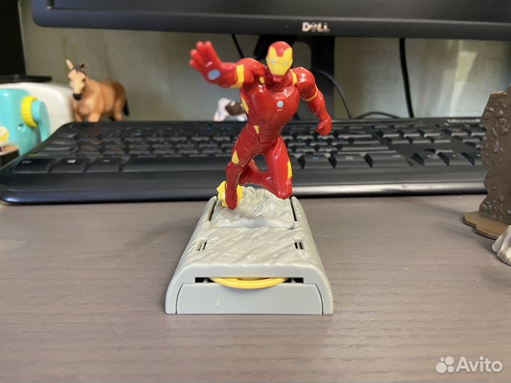 Kinder Surprise Maxi Marvel Железный человек