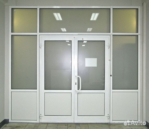 Пластиковые двери / Входная группа