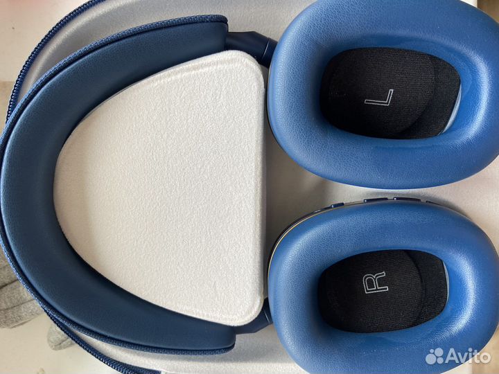 Bowers & Wilkins PX7 S2