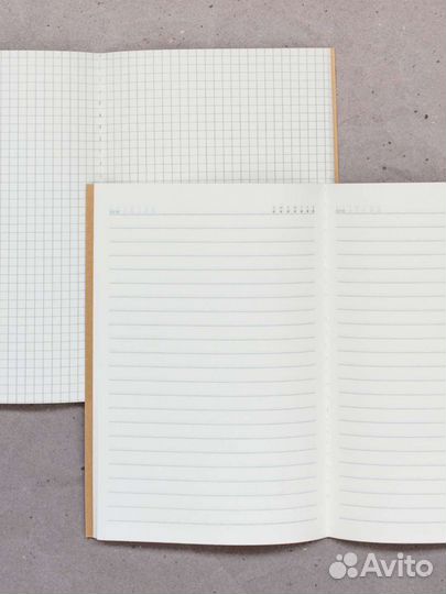 Матовые однотонные тетради