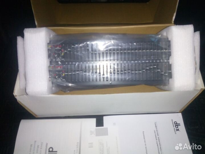 DBX 2231 - 1/3-октавный эквалайзер