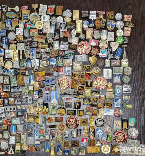 Продам значки СССР города