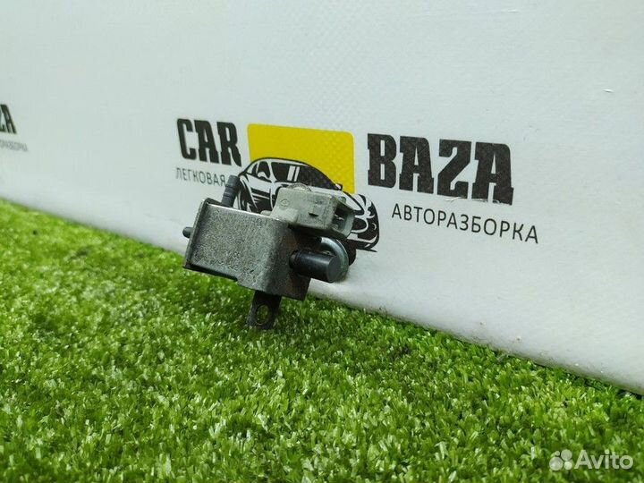 Клапан воздушного фильтра BMW 5