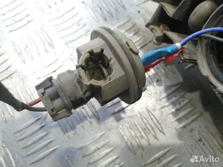 Фара противотуманная левая Nissan Maxima A33