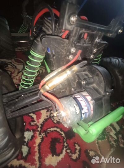 Радиоуправляемая машинка Traxxas Bigfoot. Торг