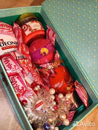 Подарочный бокс