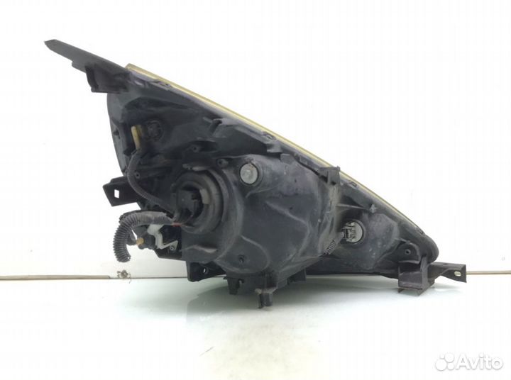 Фара Honda Jazz (2002-2008)