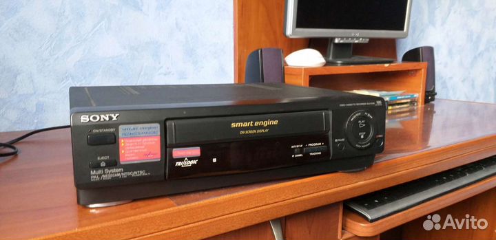 Видеомагнитофон