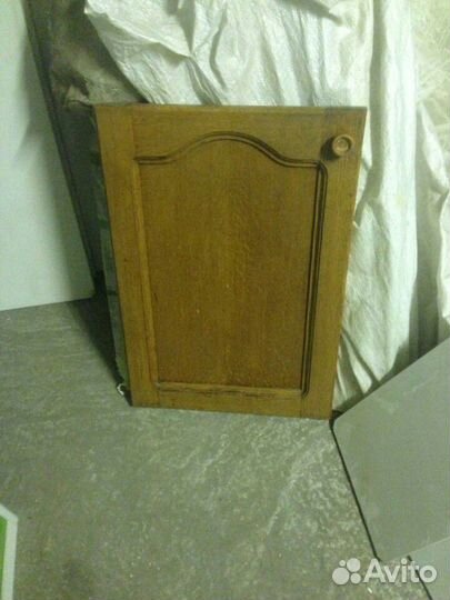 Фасад мебельный (массив дуба)