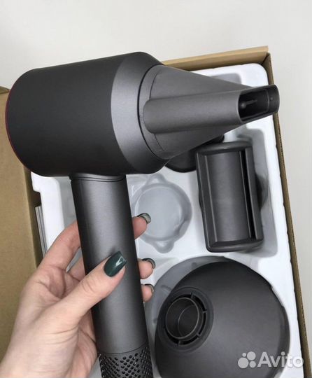 Фен Dyson