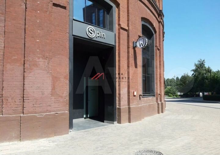 Сдам торговое помещение, 506 м²