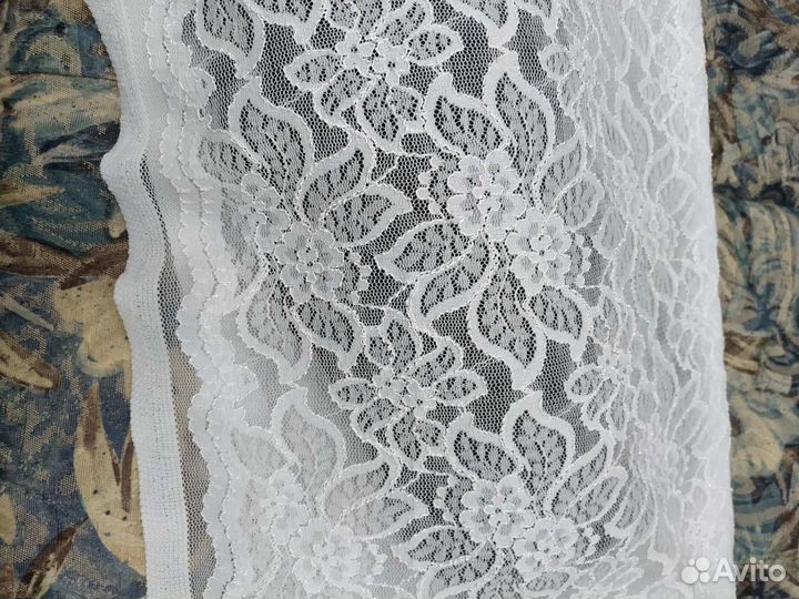 Ткань гипюр, белый, черный