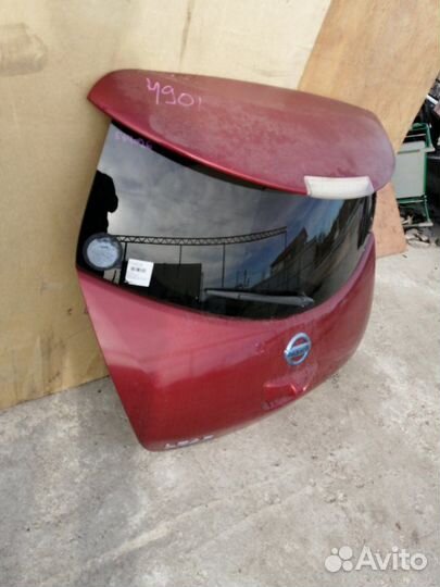 Дверь багажника Nissan Leaf AZE0