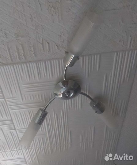 Продам люстры